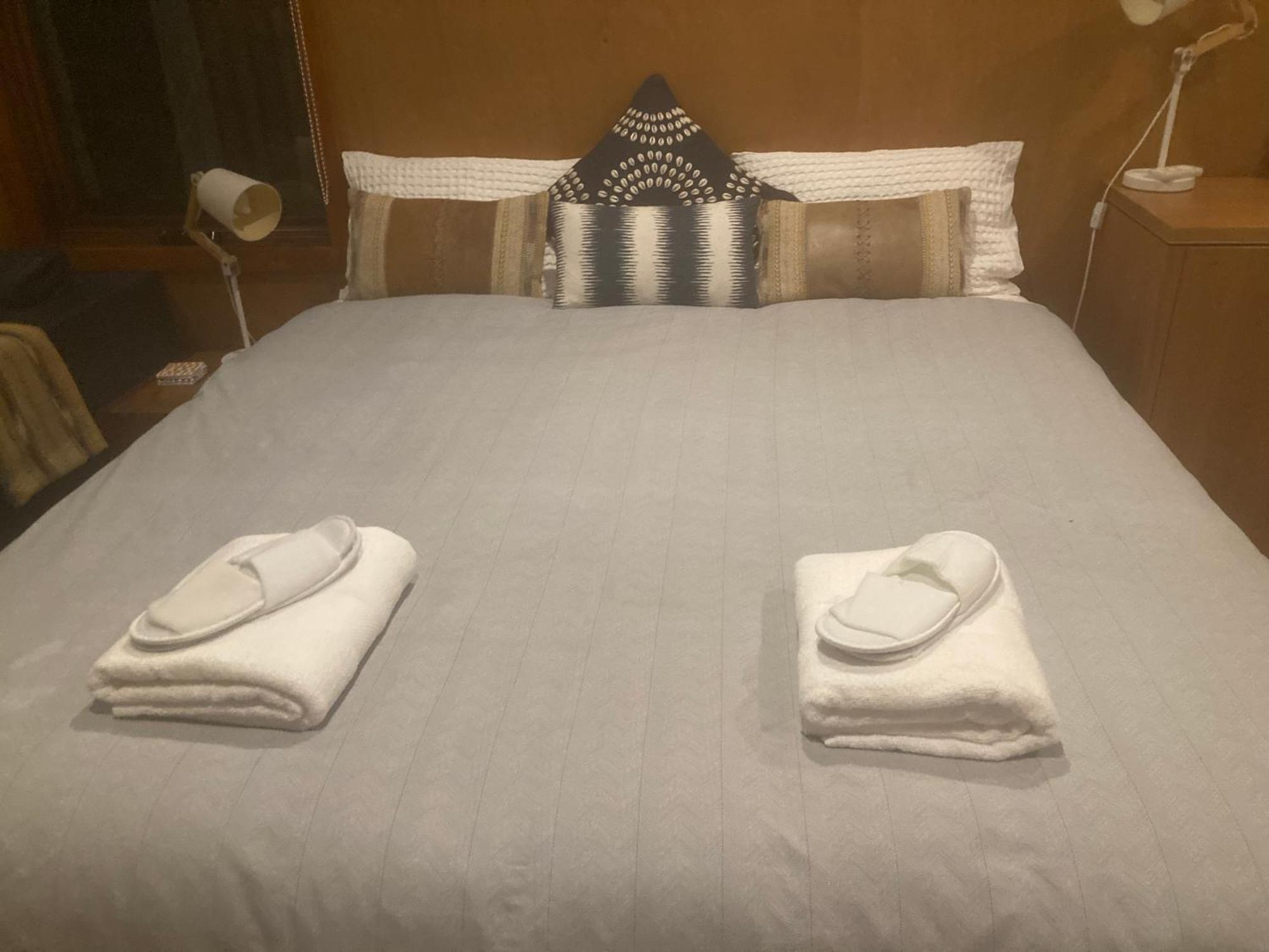 Homestay Little Oasis Garden Manly Vale *